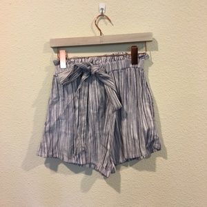 Amuse Society Shorts - Amuse Society stripe paperbag waist shorts Amuse Society Shorts - Amuse Society stripe paperbag waist shorts